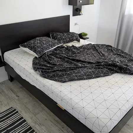 Urbaner Rueckzugsort Im Zentrum Muenchens Mit Authentischem Altstadt-flair