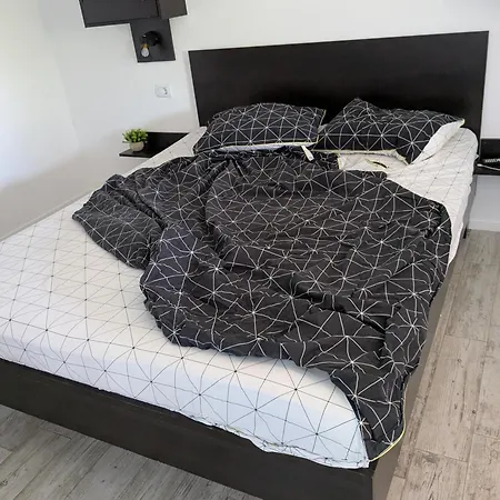 Urbaner Rueckzugsort Im Zentrum Muenchens Mit Authentischem Altstadt-flair Διαμέρισμα